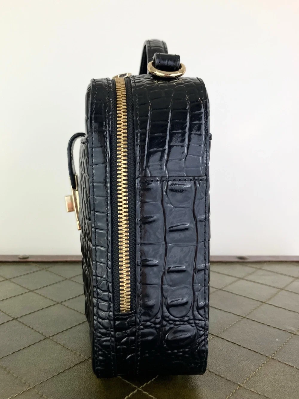 Brahmin Evie Black Melbourne Embossed Leather Crossbody Bag